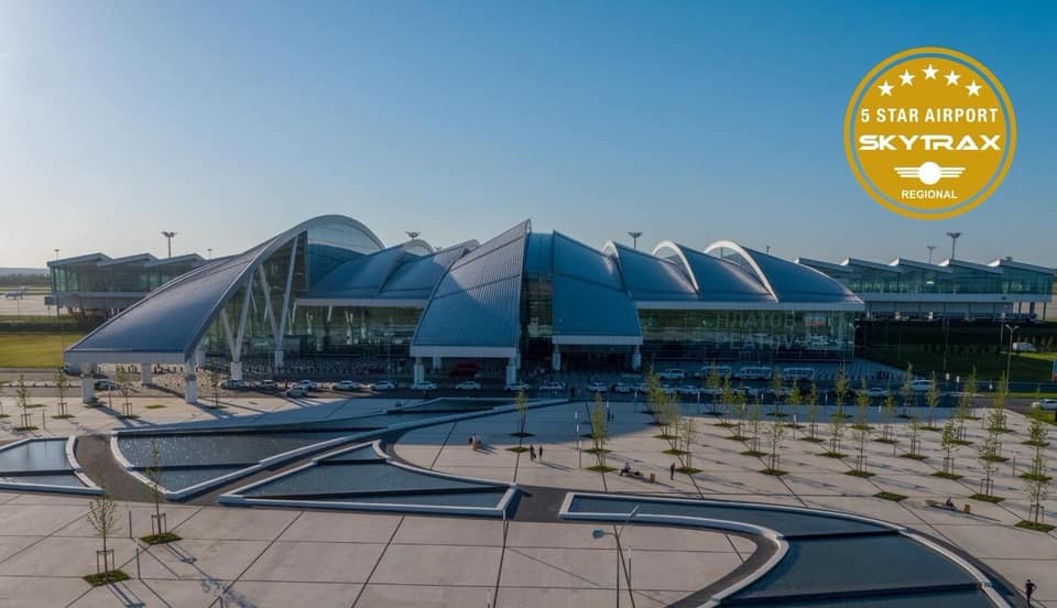 Член МАА, аэропорт Платов стал первым в России аэропортом, получившим 5 звезд Skytrax