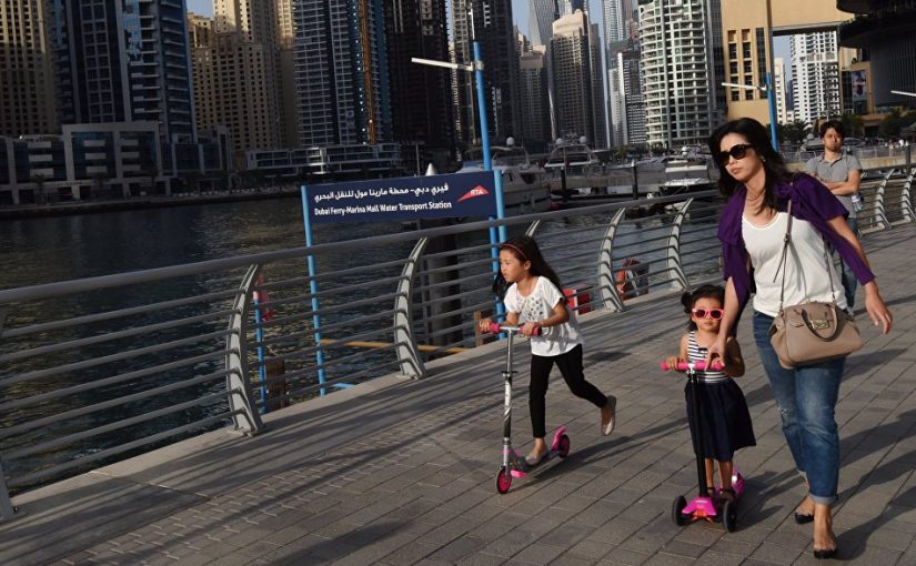 В Дубае разрешили транзитным пассажирам покидать аэропорт без визы (РИА Новости)